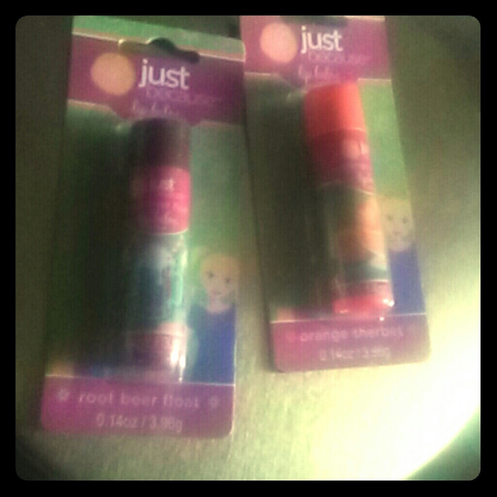 Free lip balm